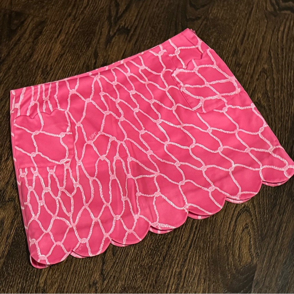 EUC Lilly Pulitzer Pink Scalloped Women's Skort, Size 4